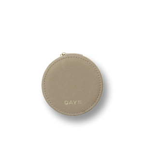 Day Jewelry Zip Round