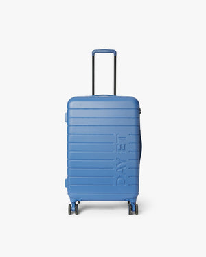 Medium 24" Tonal Logo Check-In Resväska