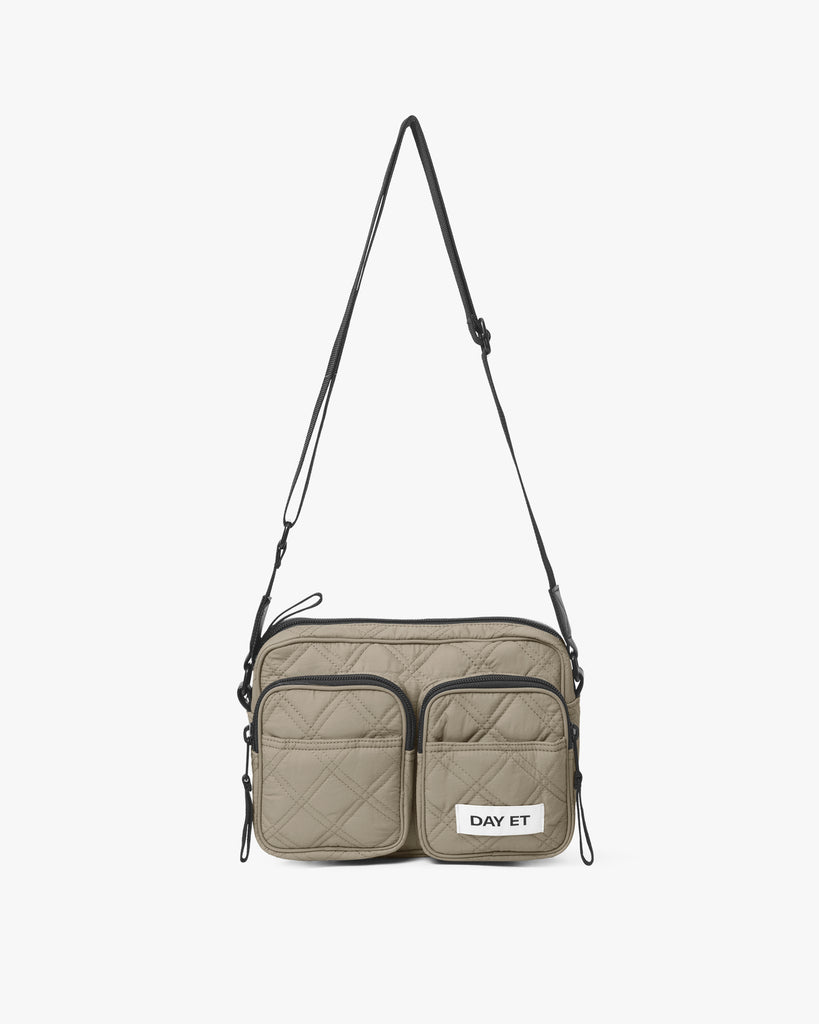 Day RE-Q Fenced SB D