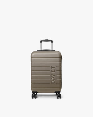 Day CPT 20" Suitcase Lux