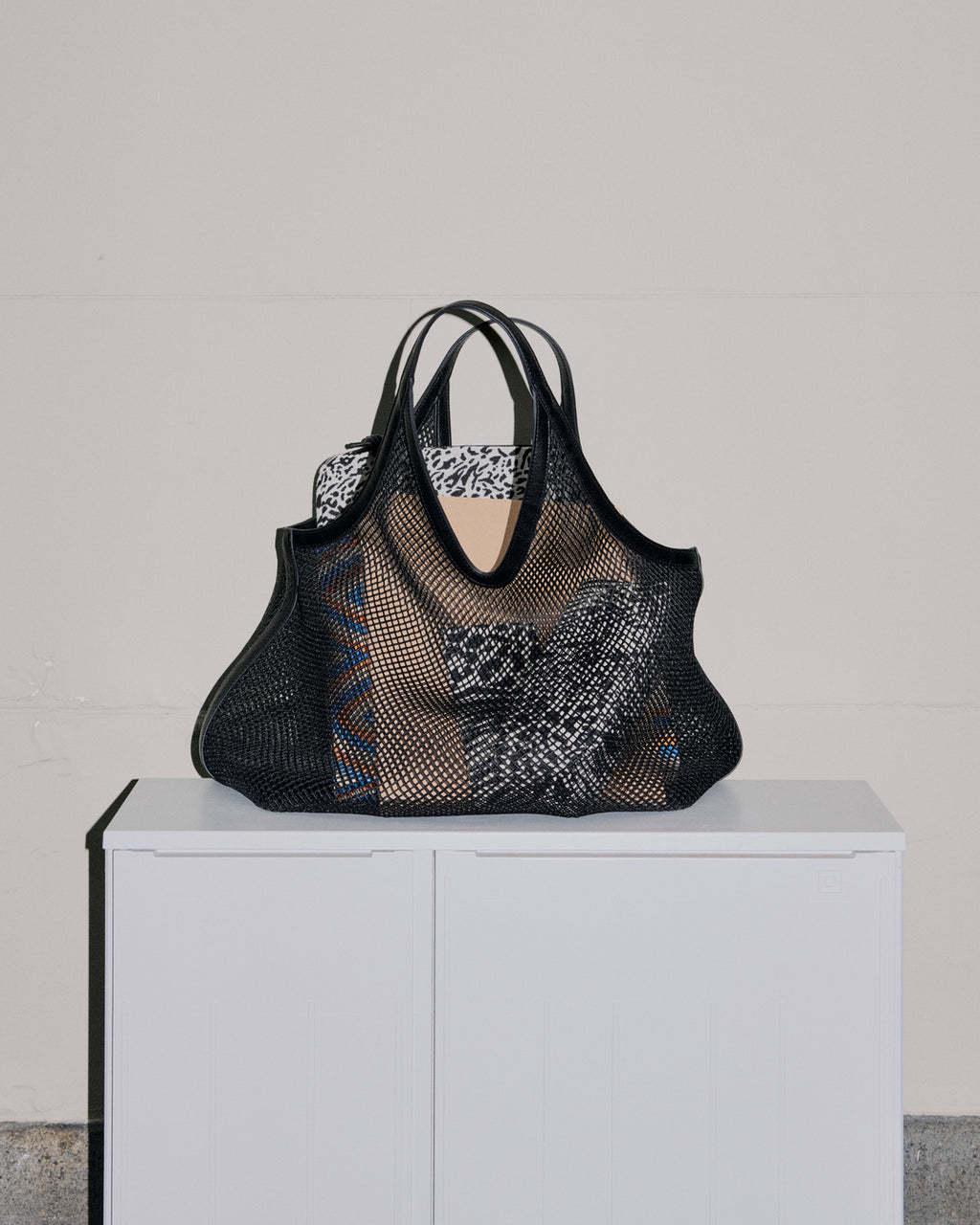 Day Signature Mesh Icon Tote