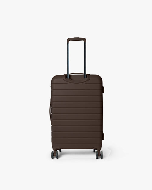 Medium 24" Tonal Logo Check-In Resväska
